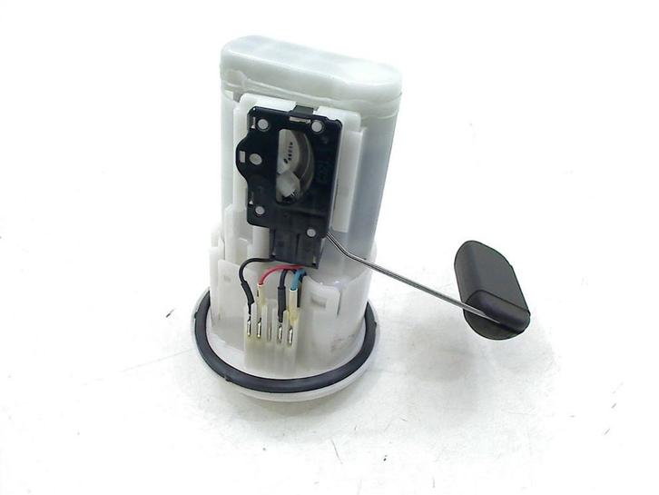 BRANDSTOFPOMP Yamaha MT 09 2021-2023 (MT09 B7N), Motoren, Onderdelen | Yamaha, Gebruikt