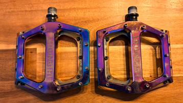 DMR Vault Lacon Signature flat pedals beschikbaar voor biedingen
