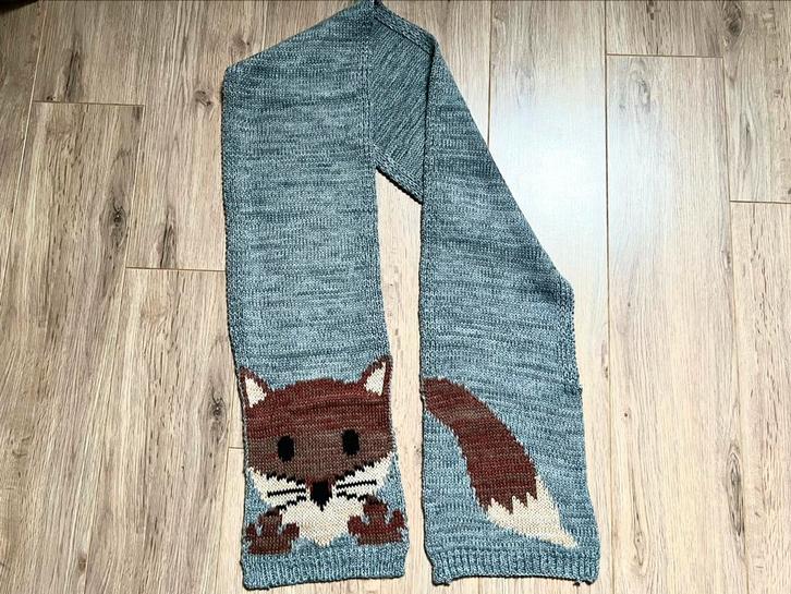 Wollen sjaal met vosje, Kinderen en Baby's, Kinderkleding | Mutsen, Sjaals en Handschoenen, Zo goed als nieuw, Sjaal, Ophalen of Verzenden