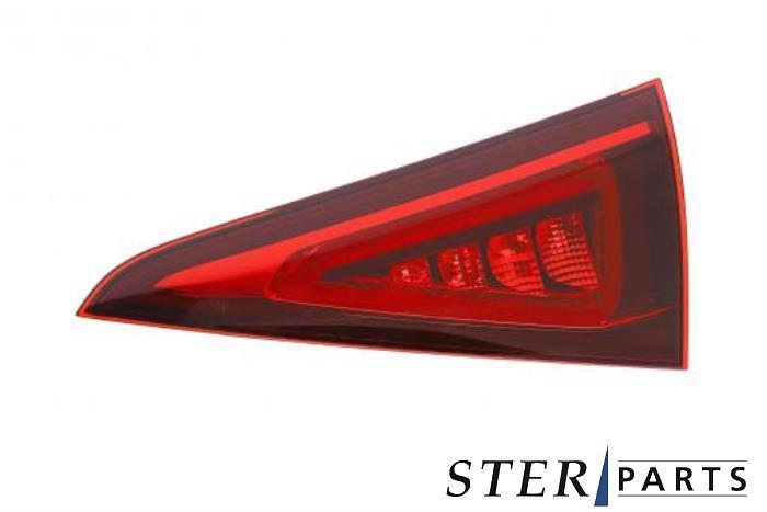 Feu arrière droit d'un Mercedes GLE, Autos : Pièces & Accessoires, Éclairage, Mercedes-Benz, Utilisé, 3 mois de garantie, Enlèvement ou Envoi