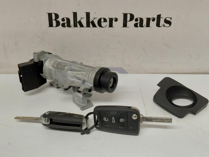 Kontaktslot + Sleutel van een Volkswagen Polo, Auto-onderdelen, Overige Auto-onderdelen, Volkswagen, Gebruikt, 3 maanden garantie