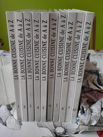 Collection de 10 livres de cuisine beschikbaar voor biedingen