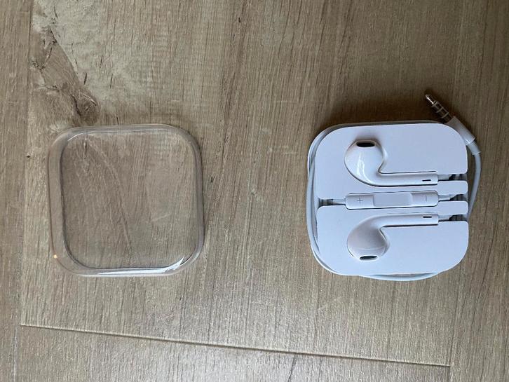 Apple oortjes met mini jack aansluiting - NIEUW, Télécoms, Téléphonie mobile | Écouteurs, Neuf, Enlèvement ou Envoi