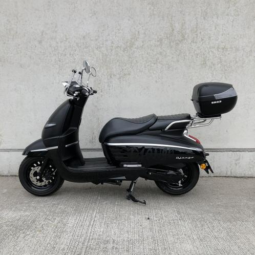 PEUGEOT DJANGO | A-KLASSE | FABRIEKSWAARBORG, Fietsen en Brommers, Scooters | Peugeot, Zo goed als nieuw, Overige modellen, Klasse A (25 km/u)