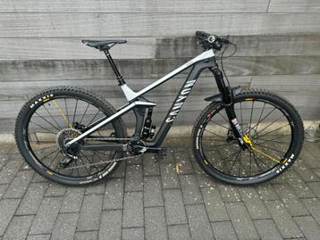 Canyon strive cfr 9.0 team maat medium beschikbaar voor biedingen