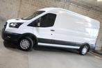 Ford Transit L3H2 130 PK MT6 TREND| Airco| CC| Sensoren, Auto's, Bestelwagens en Lichte vracht, Voorwielaandrijving, Stof, 1995 cc