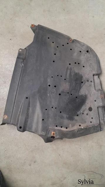 M achterbumper montageplaat achter rechts BMW 3 serie E90 E9 beschikbaar voor biedingen