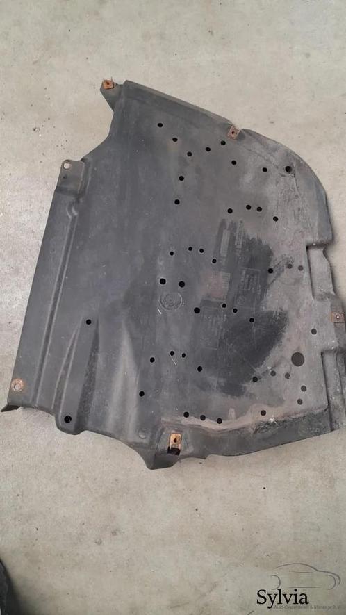 M achterbumper montageplaat achter rechts BMW 3 serie E90 E9, Auto-onderdelen, Carrosserie, Gebruikt, Ophalen of Verzenden