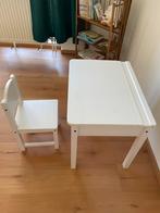 Ikea Bureau et chaise enfant jusque 6 ans, Ophalen, Gebruikt