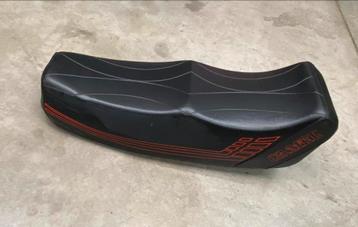 Selle nisa camel beschikbaar voor biedingen