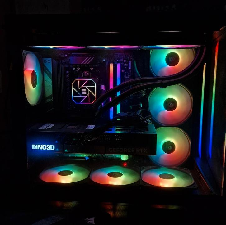 PC GAMER RTX 5080 9800X3D, Consoles de jeu & Jeux vidéo, Jeux | PC, Comme neuf