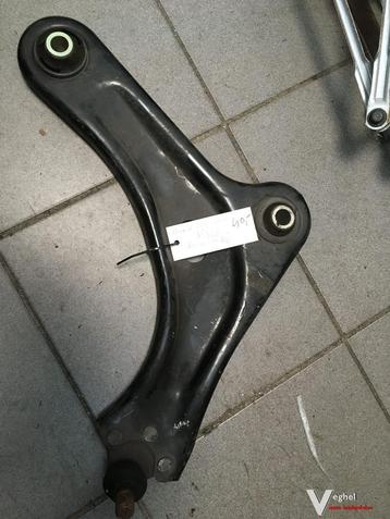 Peugeot 208 bjr '13 draagarm Rechtsvoor beschikbaar voor biedingen