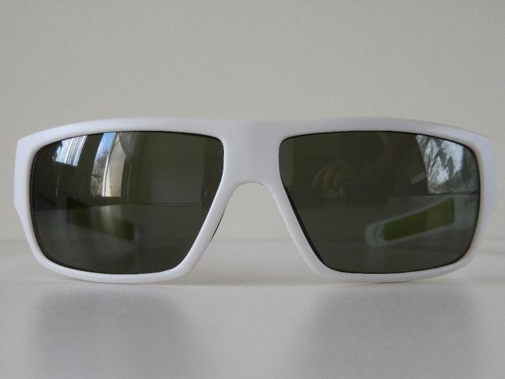 Ion zonnebril. Ion 1002/Ziggy., Handtassen en Accessoires, Zonnebrillen en Brillen | Heren, Zo goed als nieuw, Zonnebril, Overige merken