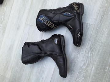 TCX Waterproof 44 beschikbaar voor biedingen