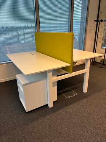 Dubbele workbench 160x160 beschikbaar voor biedingen