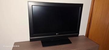 lg tv 32 inch  beschikbaar voor biedingen