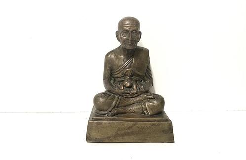 oud brons beeld gesigneerd LUANG PU THUAT, Antiek en Kunst, Antiek | Brons en Koper, Brons, Ophalen of Verzenden