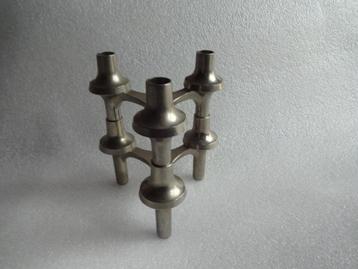 kandelaar Nagel beschikbaar voor biedingen