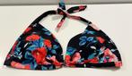 Zwarte bikinitop met bloemen, Kleding | Dames, Badmode en Zwemkleding, Zwart, Ophalen of Verzenden, Zo goed als nieuw, Bikini