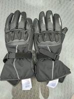 Motohandschoenen, Ophalen