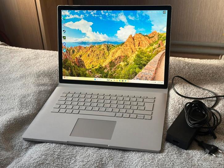 Microsoft Surface Book 3, GTX1660Ti, i7 1065G7, 16gb RAM, Informatique & Logiciels, Ordinateurs portables Windows, Comme neuf