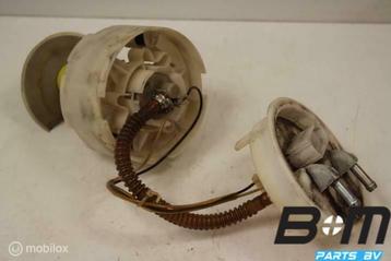 Brandstofopvoerpomp in tank VW Passat 3B 8E0906087D beschikbaar voor biedingen