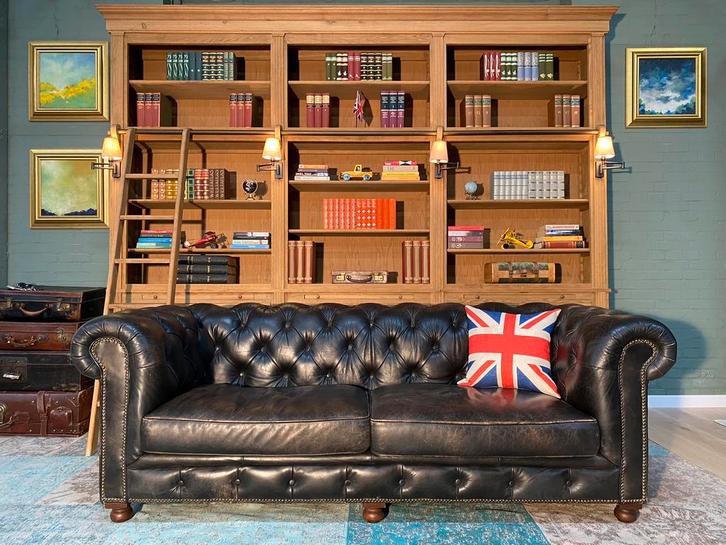 Stoere Chesterfield zetel vintage zwart GRATIS GELEVERD, Huis en Inrichting, Zetels | Voetbanken en poefs, Leer, Ophalen of Verzenden