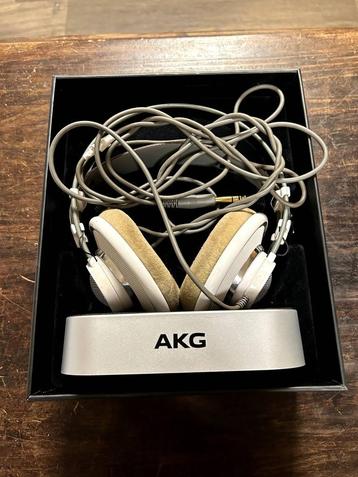AKG K-701 - High End Reference Headphones  beschikbaar voor biedingen