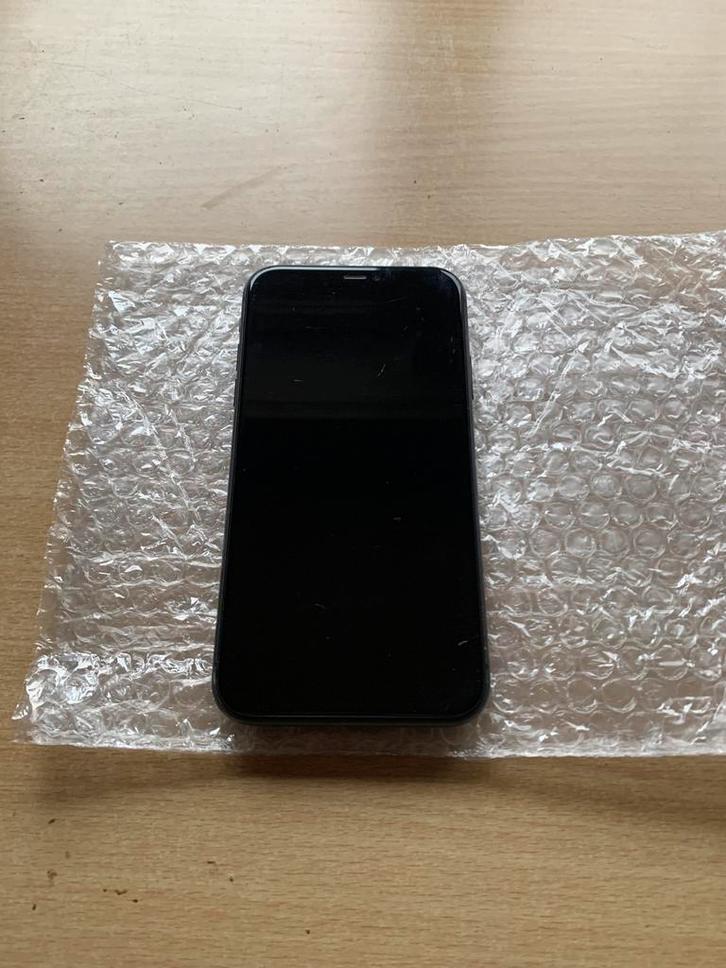 iPhone 11 64 Go gris foncé, Télécoms, Téléphonie mobile | Apple iPhone, Utilisé, 64 GB, Sans abonnement, Sans simlock, iPhone 11