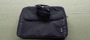Grote laptoptas beschikbaar voor biedingen