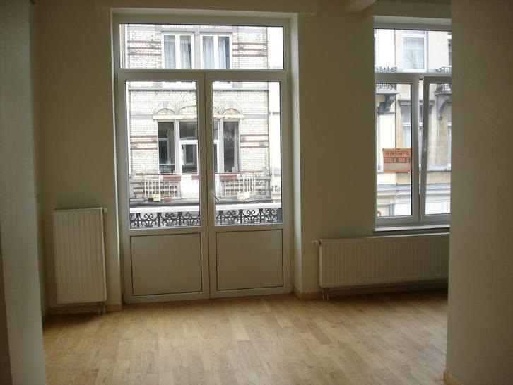 Appartement 1 chambre Quartier Européen, Immo, Appartementen en Studio's te huur, Brussel, 50 m² of meer