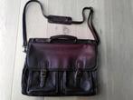 Bruine lederen schoudertas: A4 past erin, Ophalen, Gebruikt