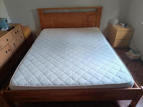 Bed kersenhout 1m60 + lattoflex + matras in zeer goede staat, Huis en Inrichting, Slaapkamer | Complete slaapkamers, Zo goed als nieuw
