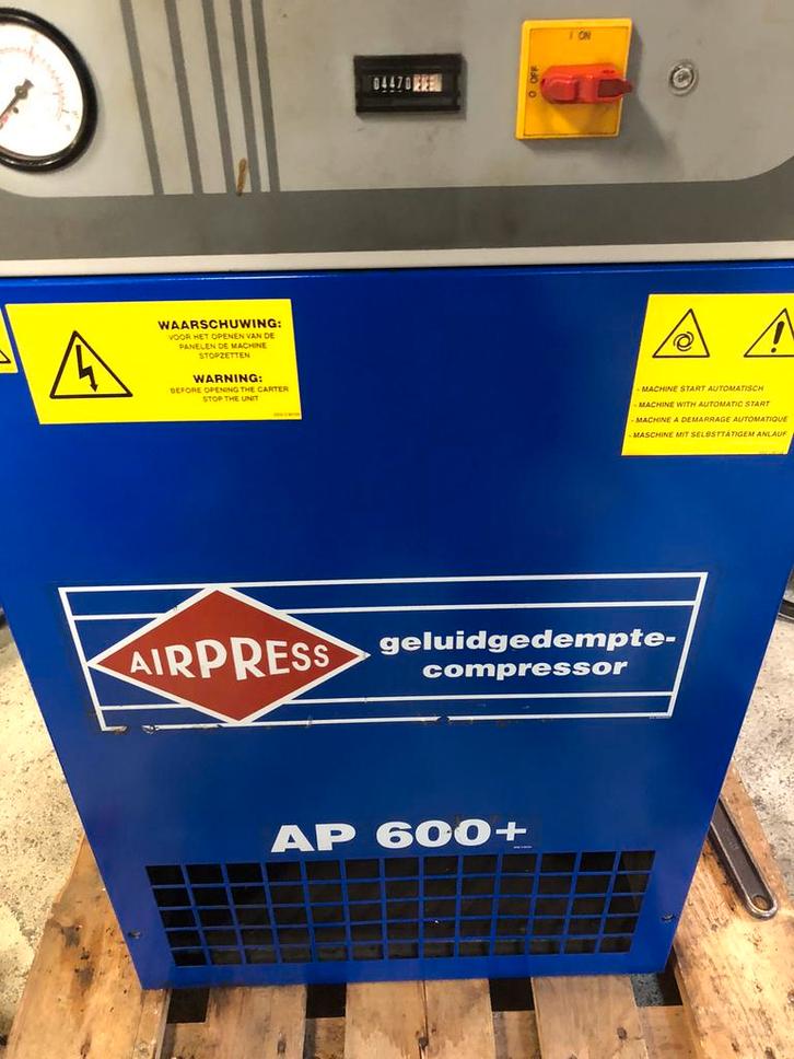 Compressor Airpress geluidgedempt, Doe-het-zelf en Bouw, Compressors, Zo goed als nieuw, Geluidgedempt, Ophalen