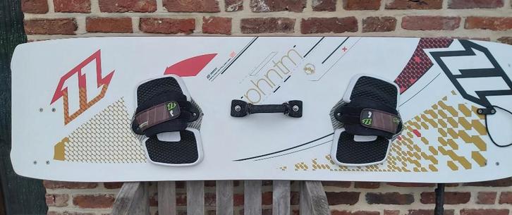 lightwind kiteboardset, Watersport en Boten, Kitesurfen, Gebruikt, Kite, 14 m², Twintip, Ophalen