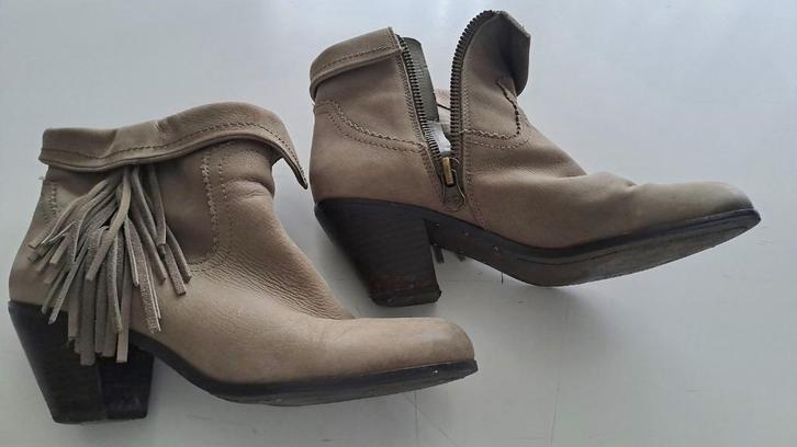 Sam Edelman = enkellaarsjes (39), Kleding | Dames, Schoenen, Zo goed als nieuw, Lage of Enkellaarzen, Overige kleuren, Ophalen of Verzenden