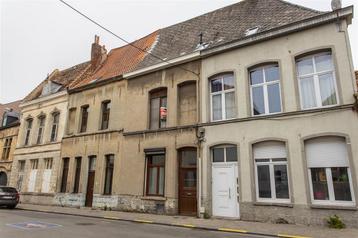 Maison à vendre à Tournai, 2 chambres beschikbaar voor biedingen