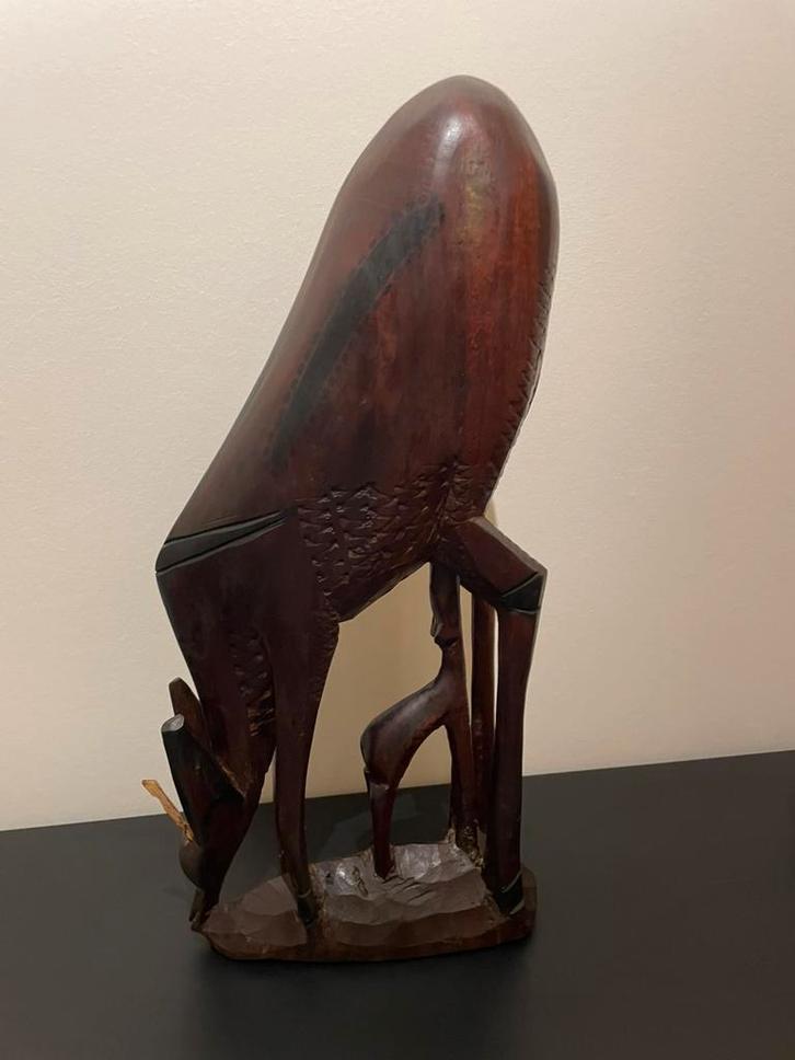 Houten beeld hert met jong, Verzamelen, Beelden en Beeldjes, Ophalen