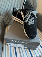 Nero Giardini - sneaker - maat 39, Kleding | Dames, Schoenen, Sneakers, Nero giardini, Zo goed als nieuw, Zwart