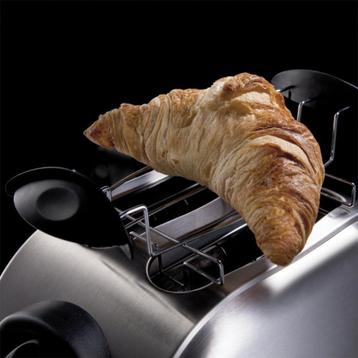 grille pain NEUF non ouvert  Russell Hobbs Toaster  beschikbaar voor biedingen
