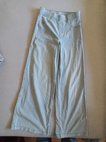 Jeansbroek meisje maat 170 beschikbaar voor biedingen