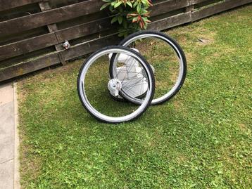 :Wielen 28 inch achterwiel 7 NEXUS versnellingen rollerbrake beschikbaar voor biedingen
