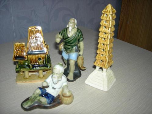 4 Petites figurines chinoises, Collections, Statues & Figurines, Comme neuf, Humain, Enlèvement ou Envoi