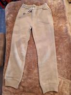 Beige joggingbroek esprit maat 128-134, Ophalen