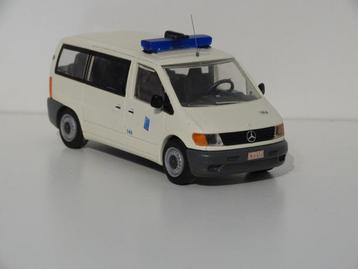 1/43 stib mercedes vito securité police mivb unique ! 