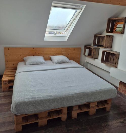 Palletbed van 160180x200 cm met matras, Huis en Inrichting, Slaapkamer | Complete slaapkamers, Zo goed als nieuw, Ophalen
