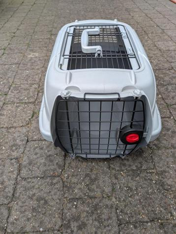 Dierenhok beschikbaar voor biedingen