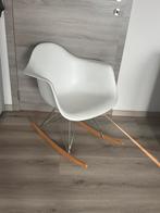 Chaise à bascule impeccable, Ophalen, Zo goed als nieuw