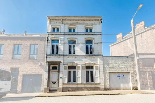 Maison à vendre à Monceau-Sur-Sambre, 4 chambres, Immo, Huizen en Appartementen te koop, Vrijstaande woning