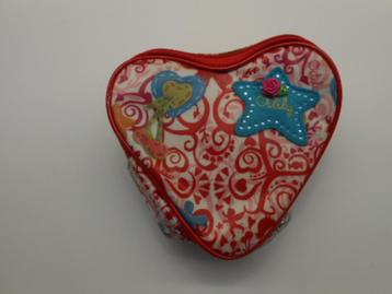 oilily toilettas met handvat en spiegeltje beschikbaar voor biedingen